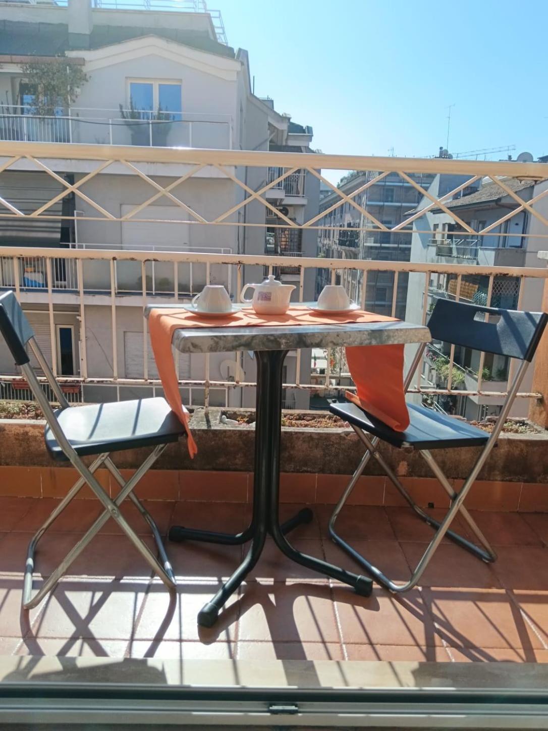 Di Fronte Alla Cupola Rome Bagian luar foto